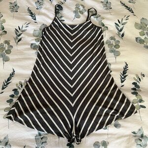 Aerie Gray & White Chevron Romper